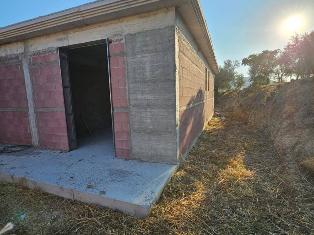 Newly built detached house on a plot of 2,500 sq.m.