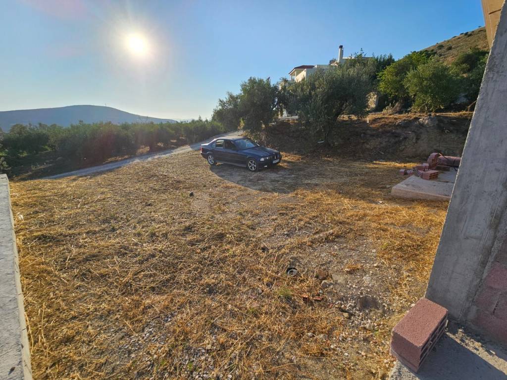 Newly built detached house on a plot of 2,500 sq.m.