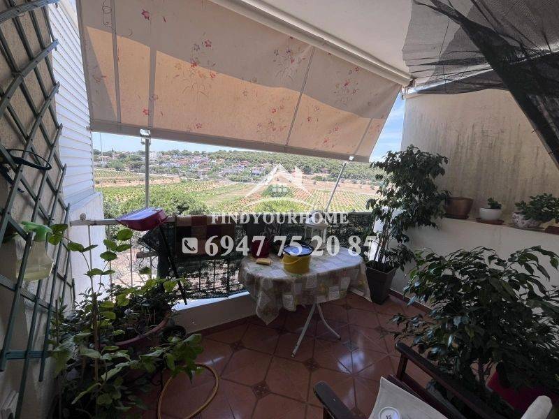 Θέα από μπαλκόνι