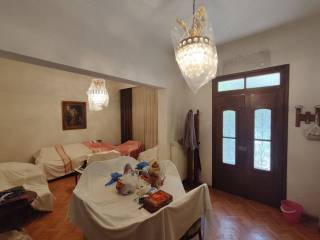 Ισόγεια κατοικία προς πώληση