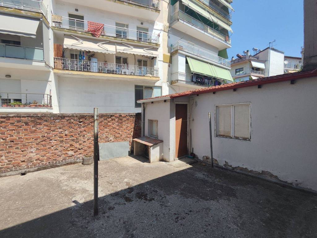 Ισόγεια κατοικία προς πώληση