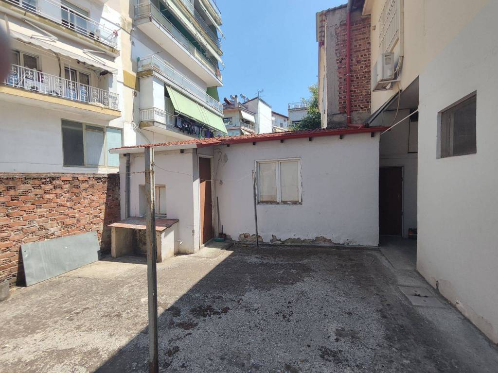 Ισόγεια κατοικία προς πώληση