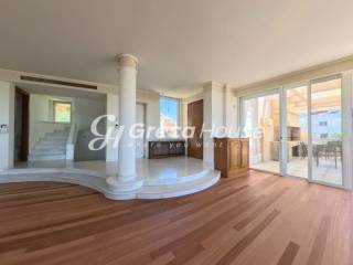 Eπενδυτικό ακίνητο Αθηναϊκή Ριβιέρα