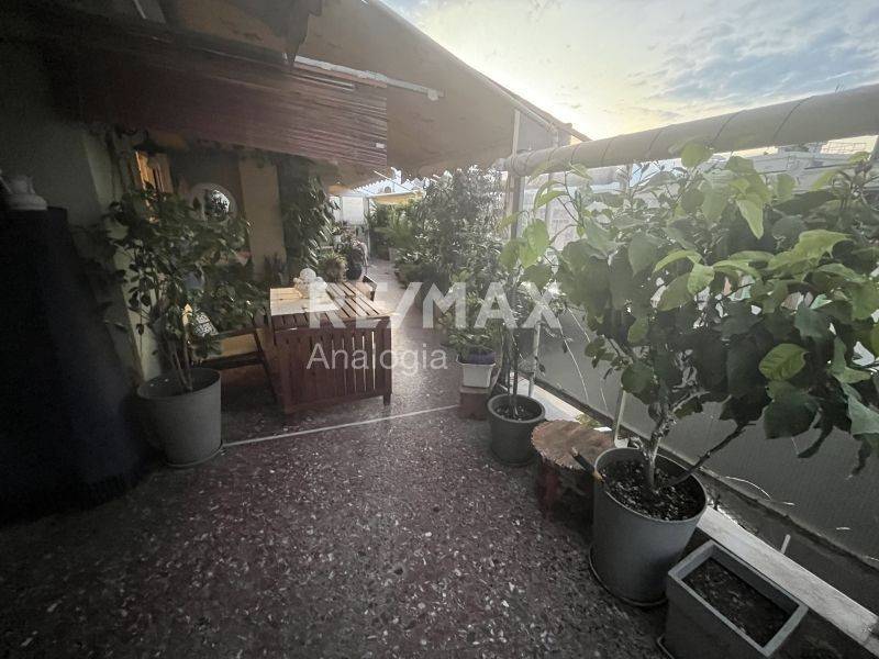 Θέα από μπαλκόνι