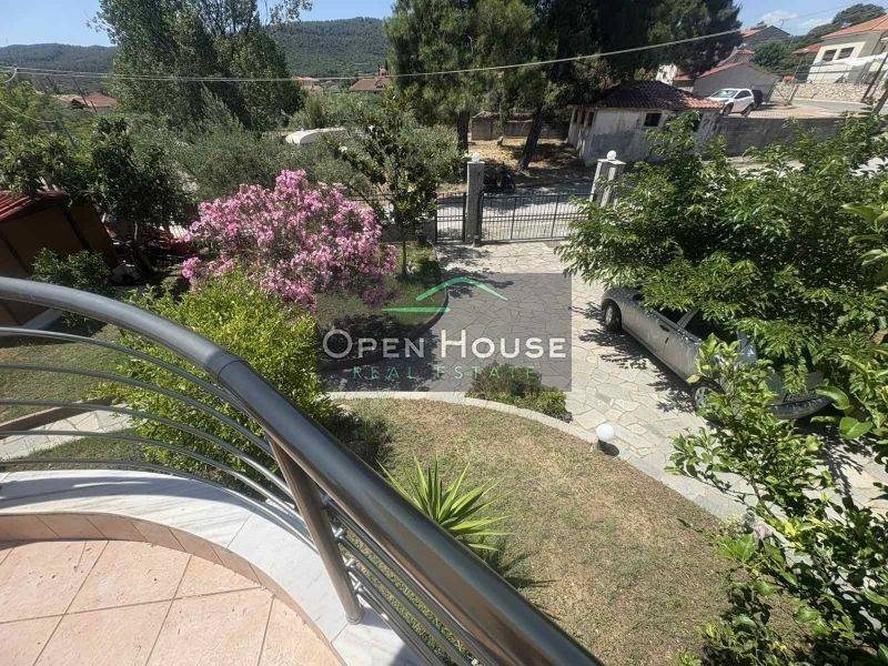 Θέα από μπαλκόνι