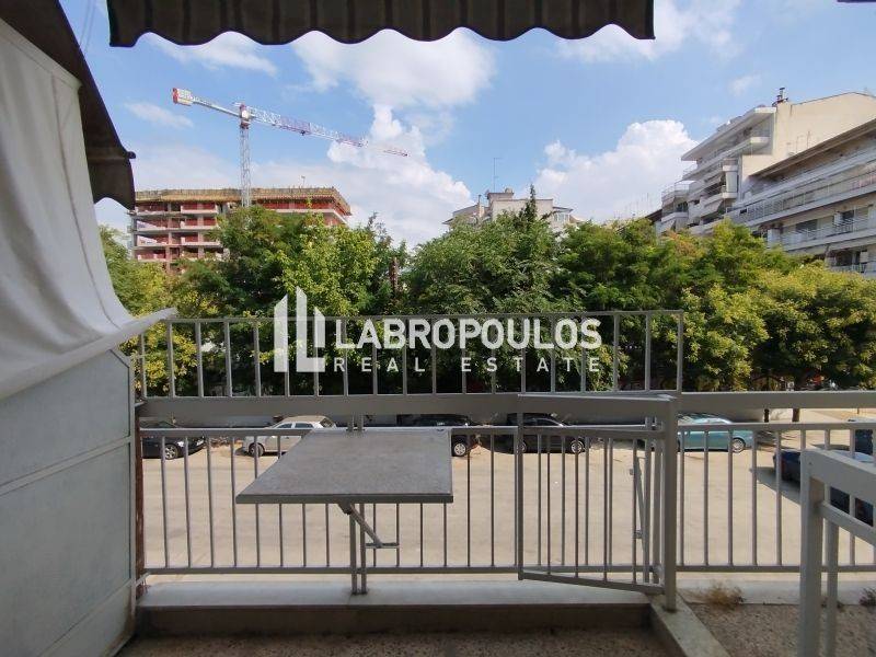 Θέα από μπαλκόνι