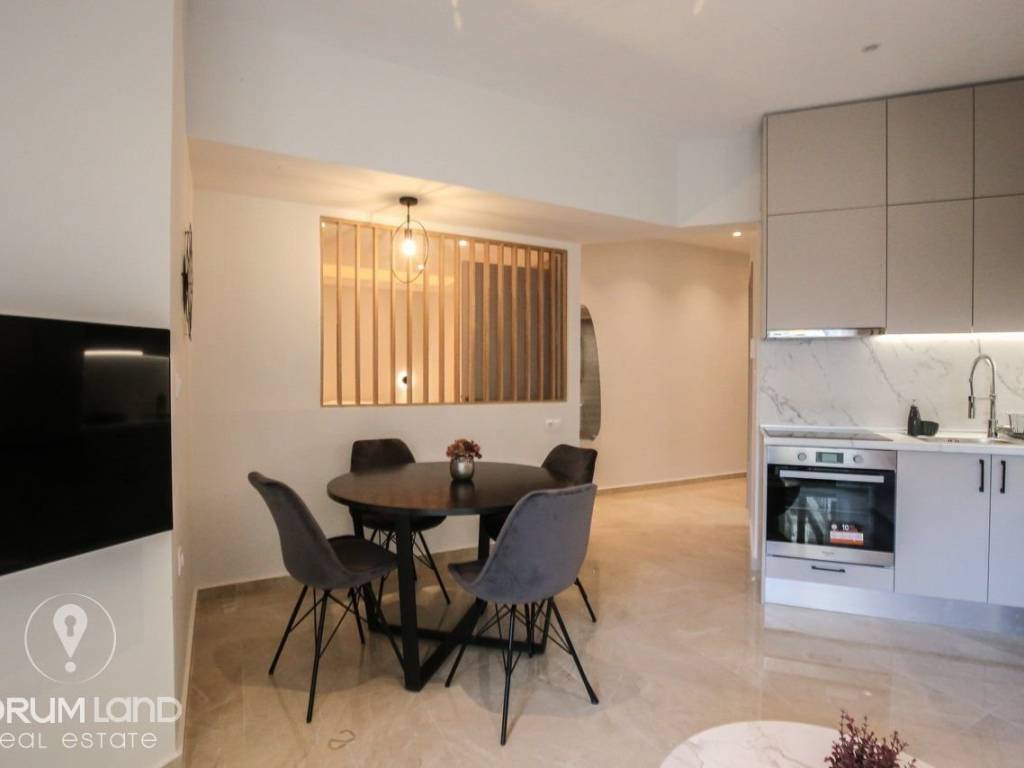 Forumland Real Estate, Σαλοκουζίνα