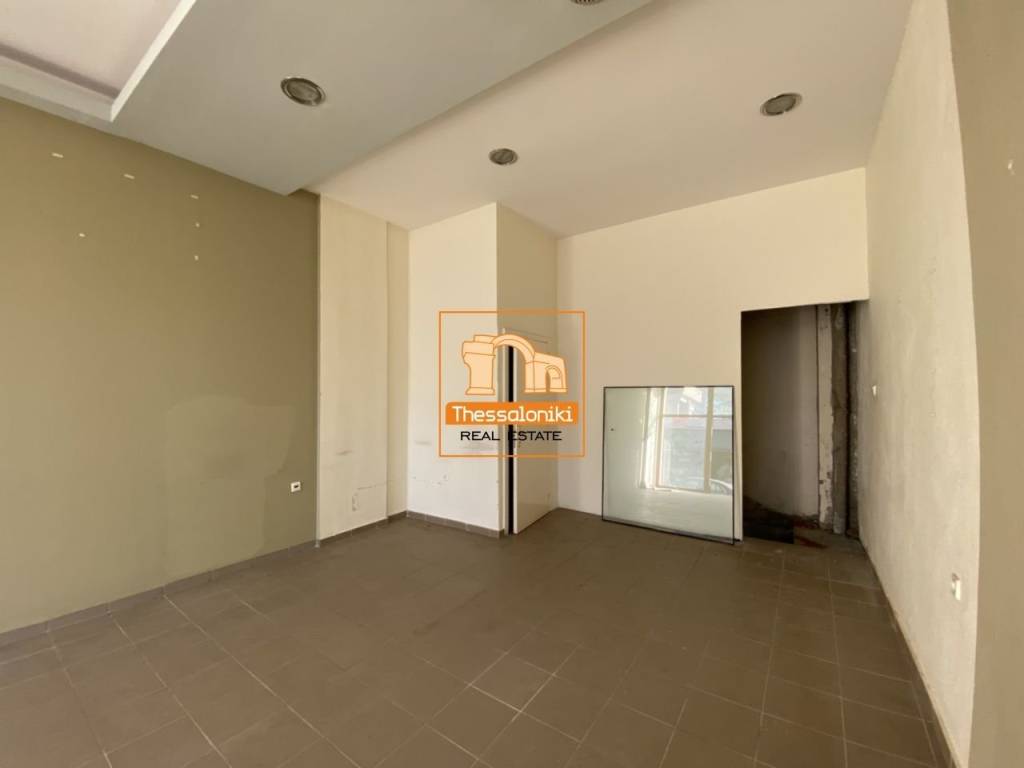 Ωραιόκαστρο, Κατάστημα, 94 τ.μ.