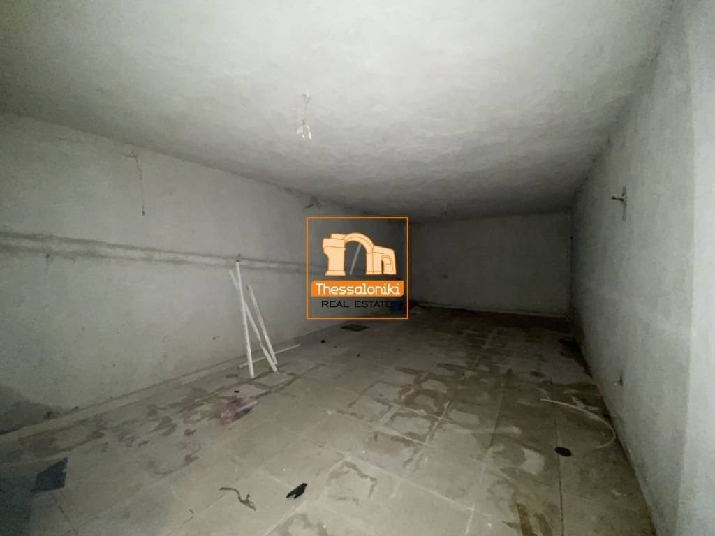 Ωραιόκαστρο, Κατάστημα, 94 τ.μ.