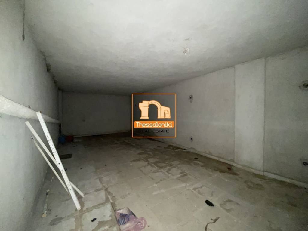 Ωραιόκαστρο, Κατάστημα, 94 τ.μ.