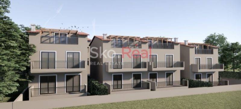 ΦΩΤΟΡΕΑΛΙΣΤΙΚΑ