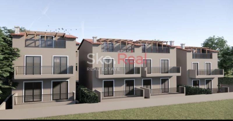 ΦΩΤΟΡΕΑΛΙΣΤΙΚΑ