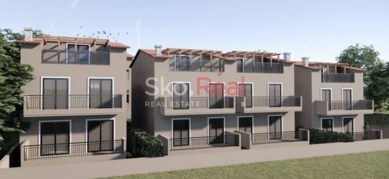 ΦΩΤΟΡΕΑΛΙΣΤΙΚΑ