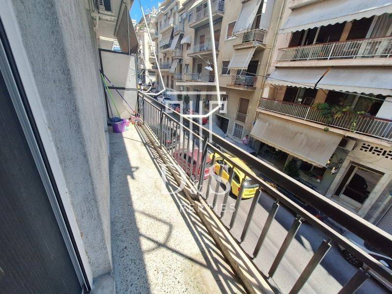 Θέα από μπαλκόνι