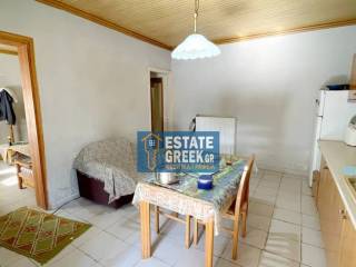 ★ Οικόπεδο 1.000 τ.μ. ★ Ήσυχη περιοχή ★ Μεγάλη αυλή και αποθήκη ★