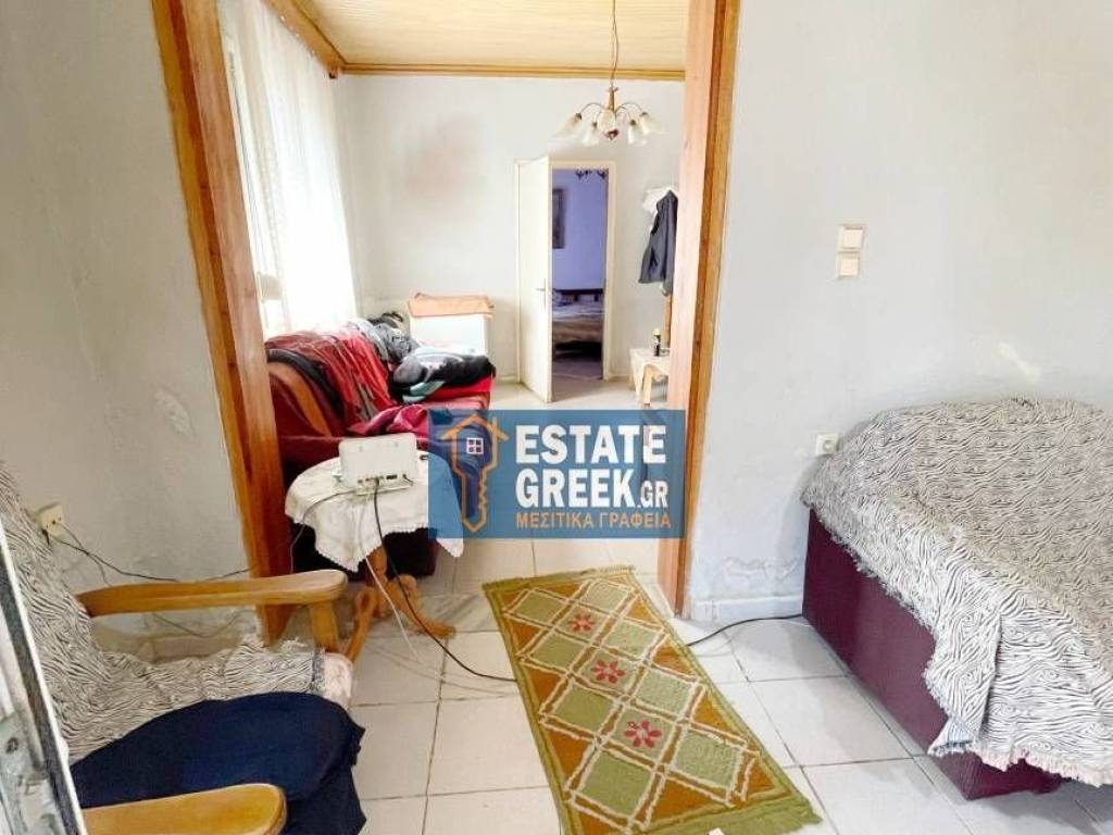 ★ Οικόπεδο 1.000 τ.μ. ★ Ήσυχη περιοχή ★ Μεγάλη αυλή και αποθήκη ★