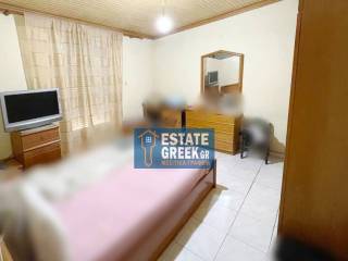 ★ Οικόπεδο 1.000 τ.μ. ★ Ήσυχη περιοχή ★ Μεγάλη αυλή και αποθήκη ★