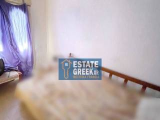 ★ Οικόπεδο 1.000 τ.μ. ★ Ήσυχη περιοχή ★ Μεγάλη αυλή και αποθήκη ★