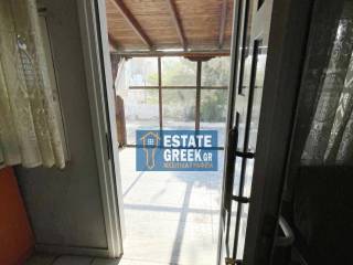 ★ Οικόπεδο 1.000 τ.μ. ★ Ήσυχη περιοχή ★ Μεγάλη αυλή και αποθήκη ★