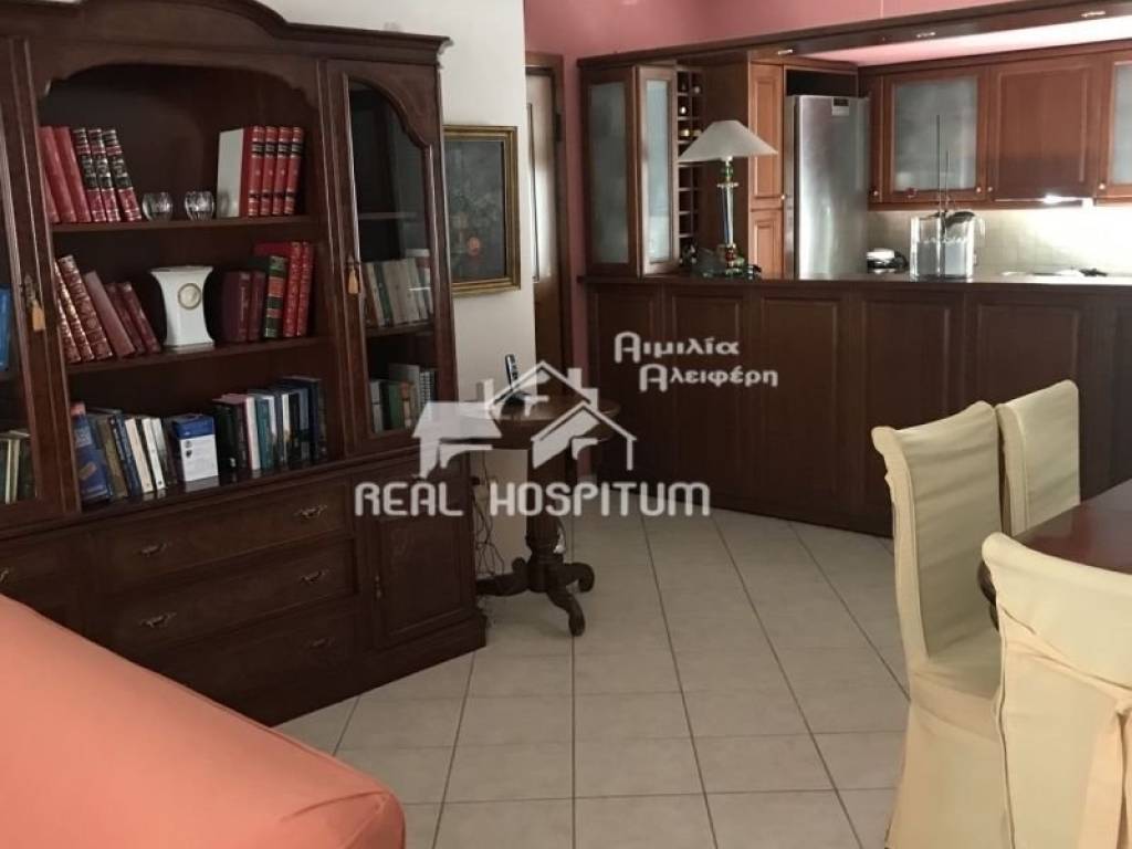 Σαλοκουζίνα