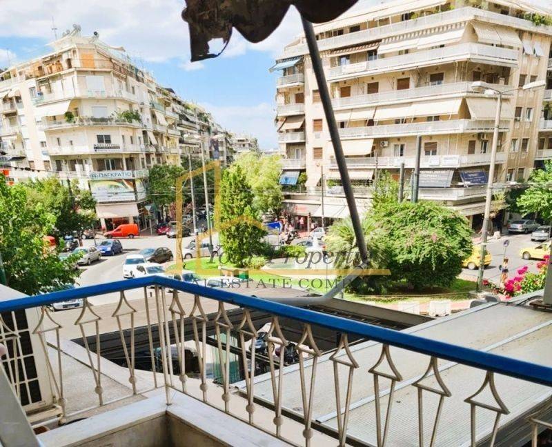 Θέα από μπαλκόνι