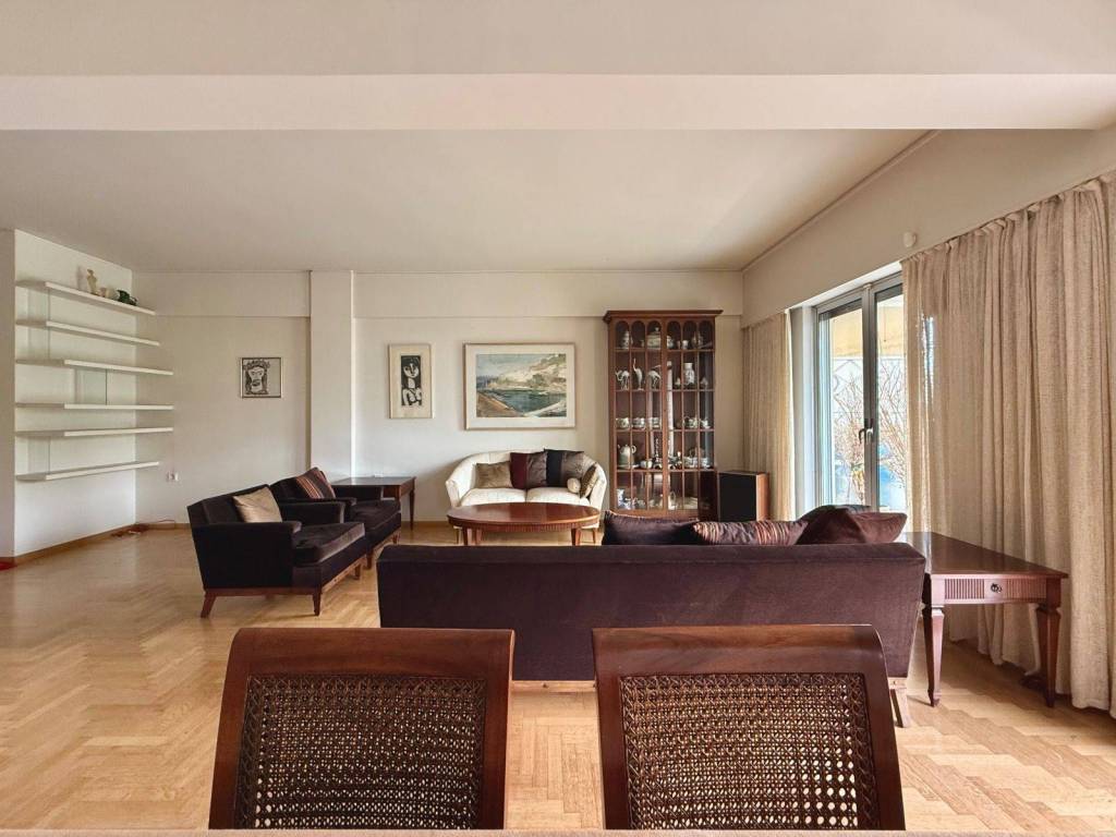 center_residential_apartment_for_sale