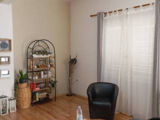 Saloni -kathistiko -mpalkonoporta