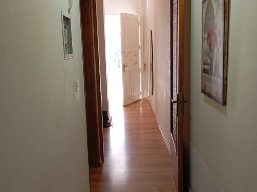 Diadromos metaxy salonioy,koyzinas kai ypnodomatioy -mpanioy