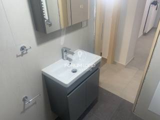 Forumland Real Estate, Μπάνιο