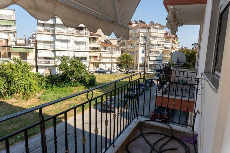 Θέα από μπαλκόνι