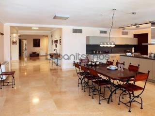 Tmema koyzinas kai trapezaria 1