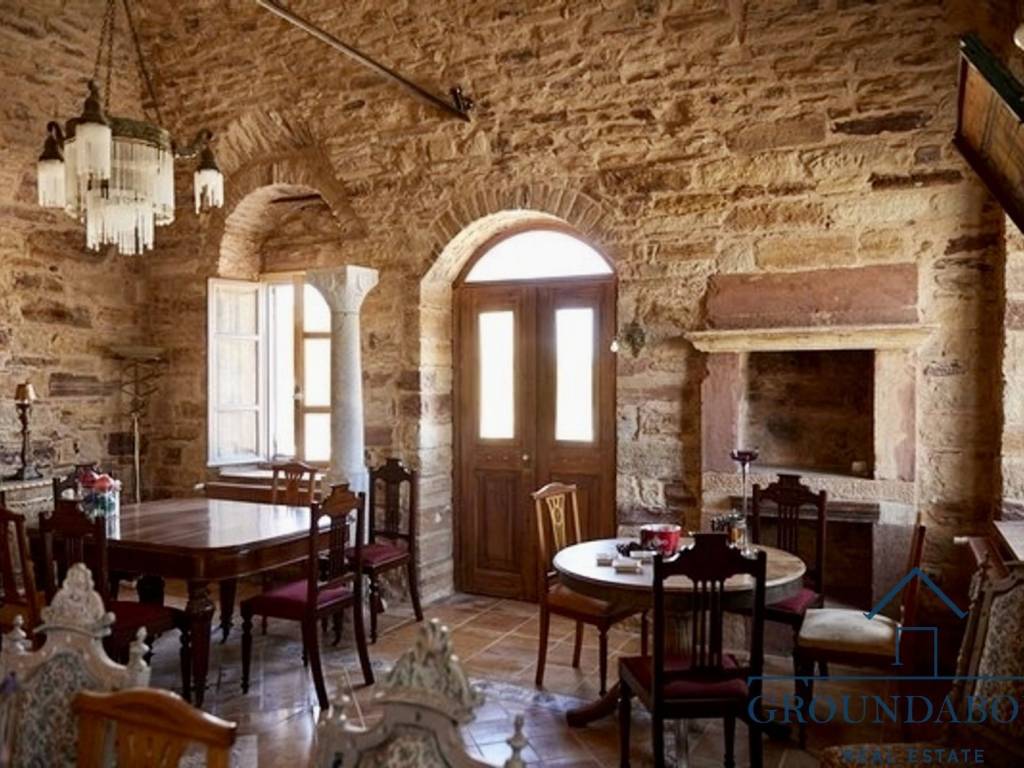 Εσωτερικοι χώροι