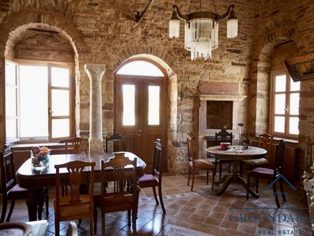 Εσωτερικοι χώροι