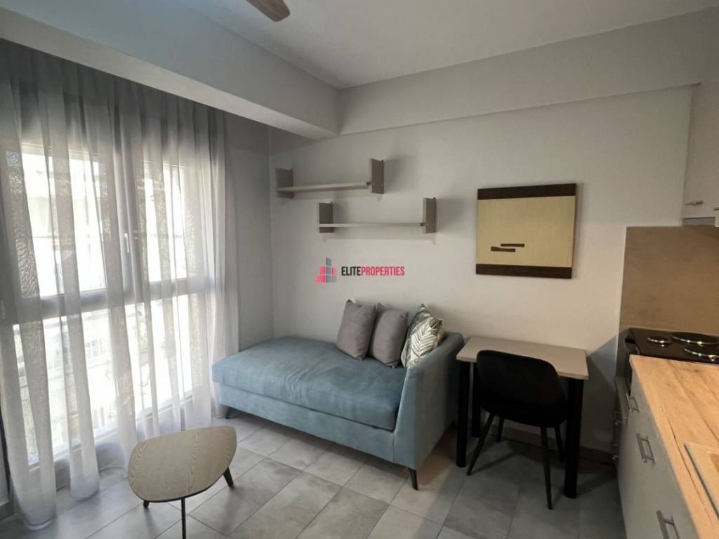 ΕΝΙΑΙΟΣ ΧΩΡΟΣ ΜΕ ΣΑΛΟΚΟΥΖΙΝΑ ΚΑΙ ΚΡΕΒΑΤΙ