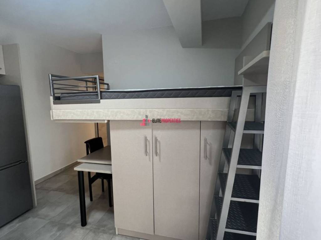 ΕΝΙΑΙΟΣ ΧΩΡΟΣ ΜΕ ΣΑΛΟΚΟΥΖΙΝΑ ΚΑΙ ΚΡΕΒΑΤΙ