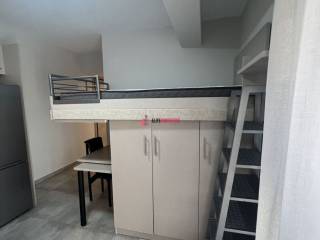 ΕΝΙΑΙΟΣ ΧΩΡΟΣ ΜΕ ΣΑΛΟΚΟΥΖΙΝΑ ΚΑΙ ΚΡΕΒΑΤΙ