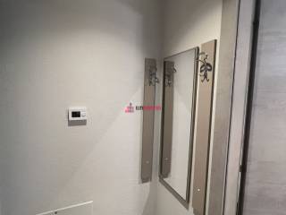 ΧΩΛ ΜΕ ΕΠΙΠΛΟ ΚΑΘΡΕΦΤΗ