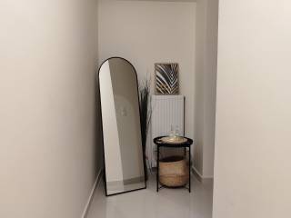 E EISODOS STO DIAMERISMA