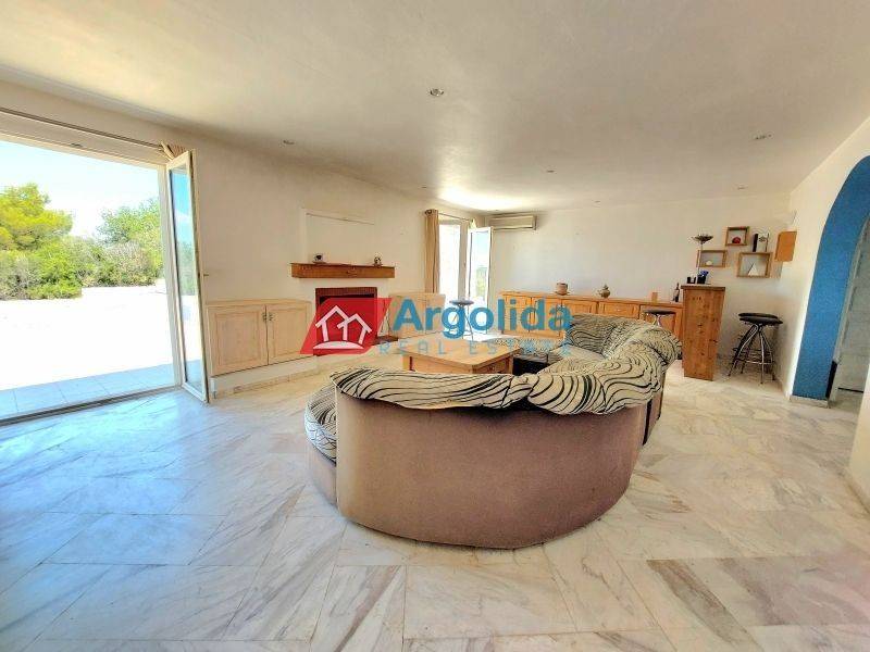 Σαλοκουζίνα