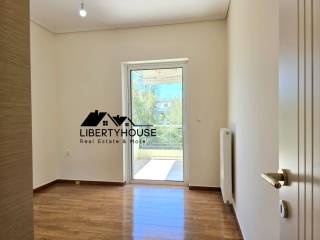 Ypnodomatio me mpalkoni