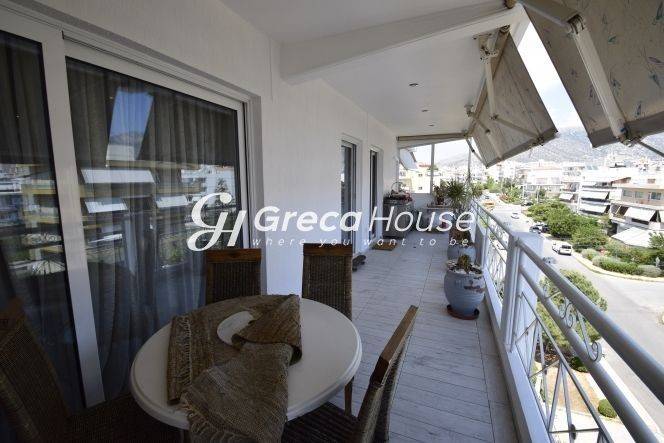 Apartment for sale in Glifada