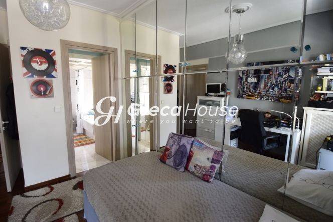 Apartment for sale in Glifada