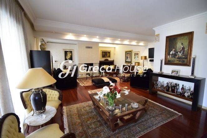 Apartment for sale in Glifada