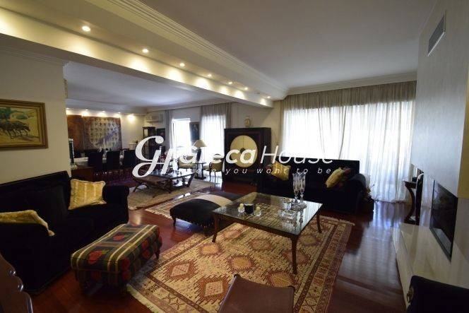 Apartment for sale in Glifada