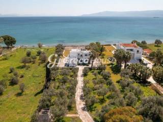 Παραθαλάσσια βίλα προς πώληση Ερέτρια
