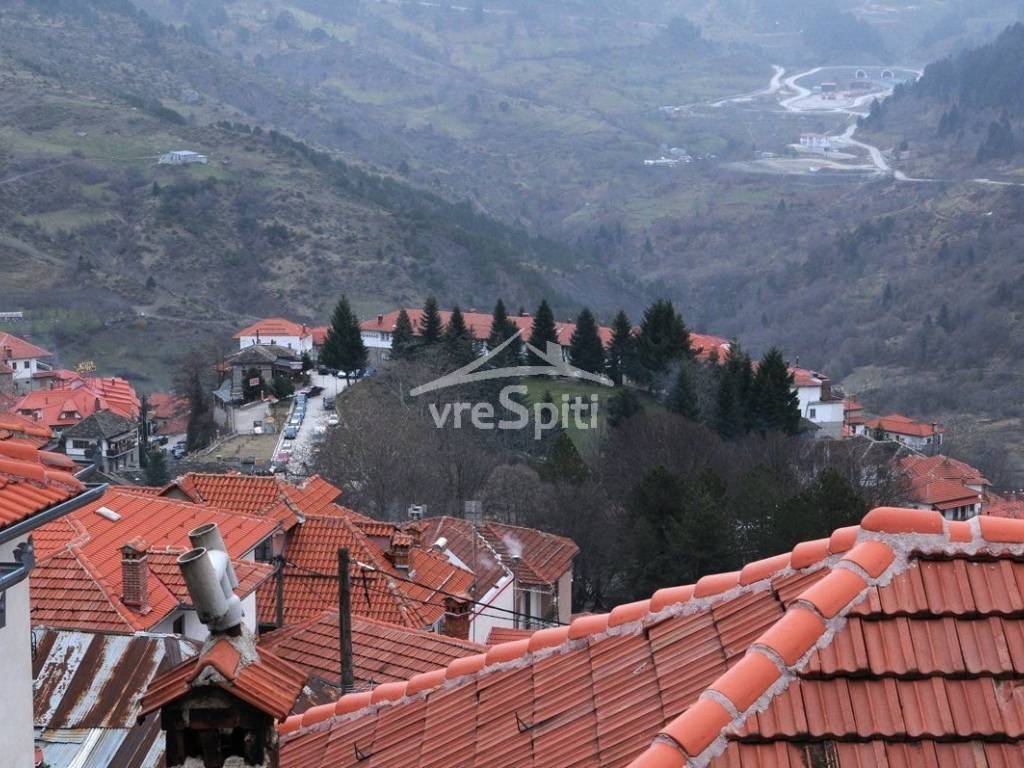 ΘΕΑ ΑΠΌ ΤΟ ΜΠΑΛΚΟΝΙ