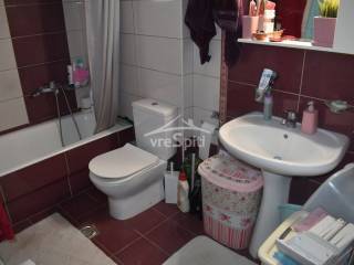 ΛΟΥΤΡΟ ΕΠΑΝΩ ΟΡΟΦΟΥ