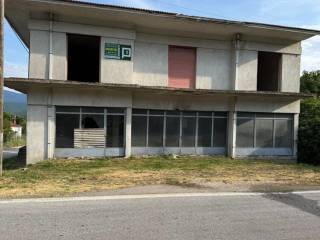 Μπροστινή όψη κατοικίας