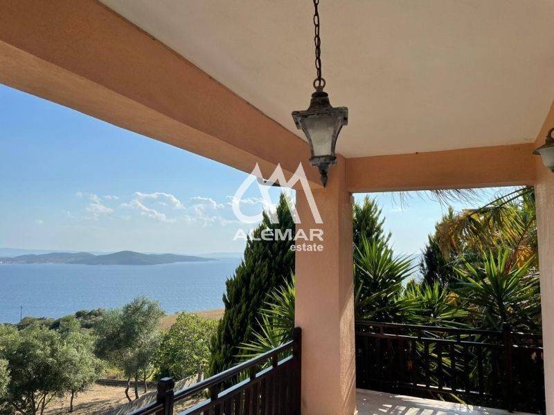 Θέα από μπαλκόνι