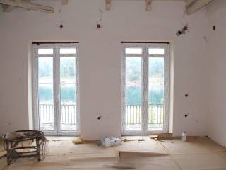 APOTELEITAI APO 2 EPIPEDA